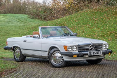 Lot 52 - 1987 Mercedes-Benz 560 SL