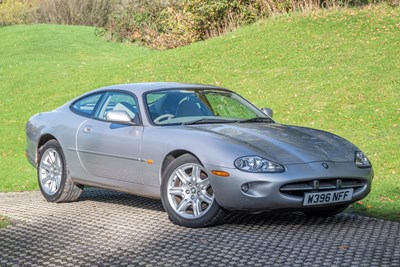 Lot 91 - 2000 Jaguar XK8 Coupe