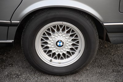 Lot 10 - 1985 BMW 735i SE