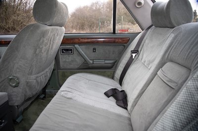 Lot 8 - 1983 Ford Granada 2.8 Ghia