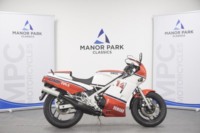 Lot 44 - 1985 Yamaha RD500LC