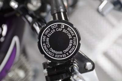 Lot 37 - 1975 Kawasaki H2C