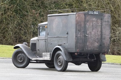 Lot 86 - 1932 Renault KZ7 Van