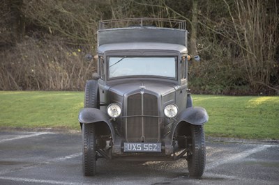 Lot 86 - 1932 Renault KZ7 Van