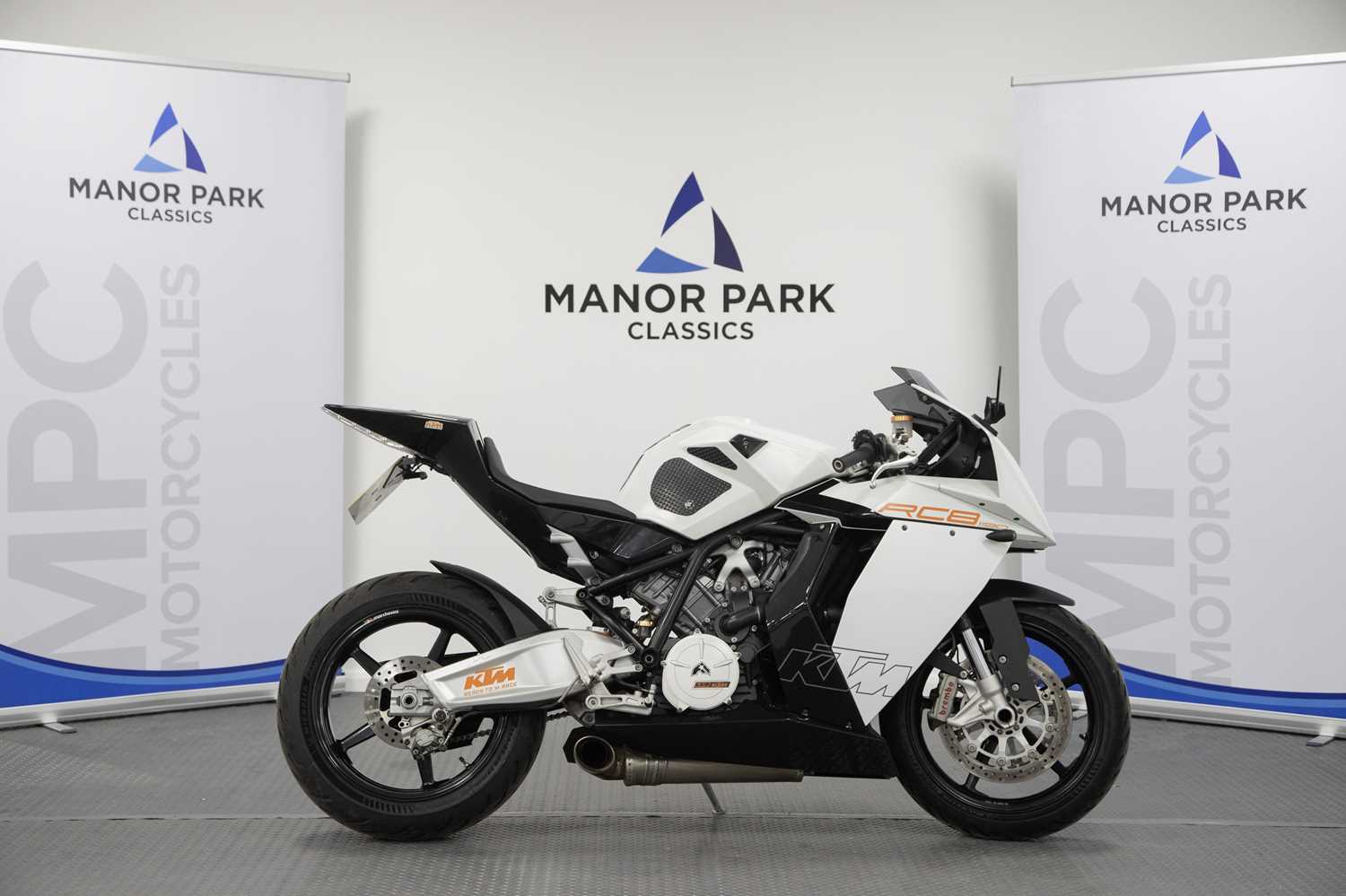 Lot 28 - 2012 KTM RC8 1190
