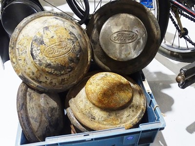 Lot 15 - Box of 1950's Ford hub caps