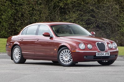 Lot 81 - 2004 Jaguar S-Type 2.5 V6 SE
