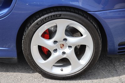 Lot 49 - 2004 Porsche 911 (996) Turbo