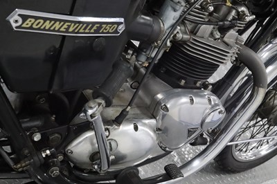Lot 19 - 1977 Triumph T140V Bonneville