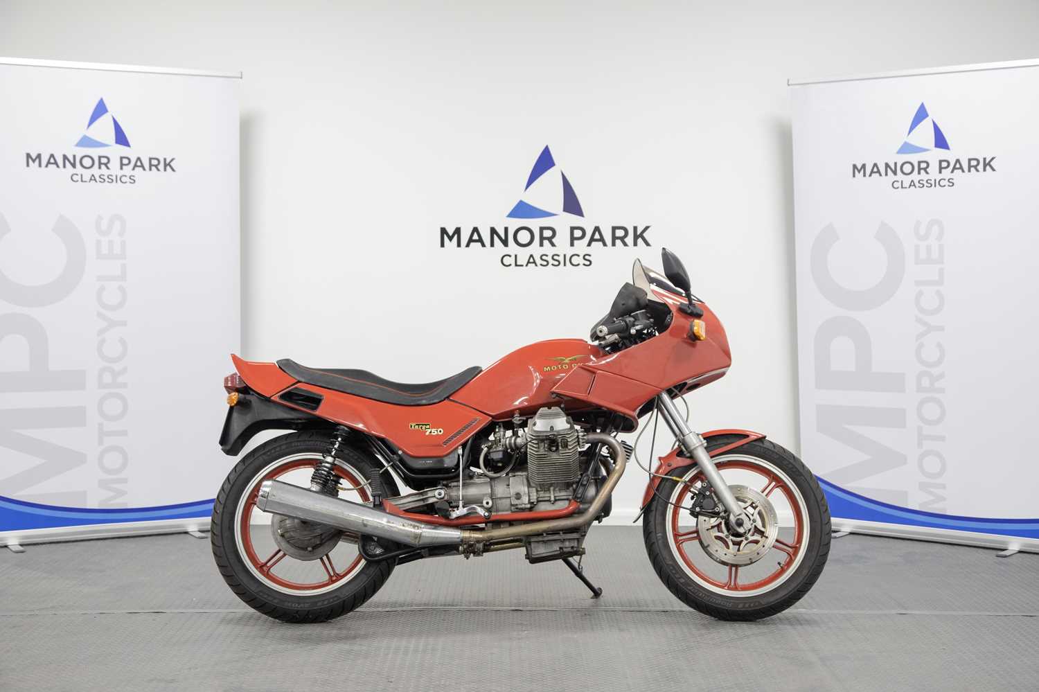 Lot 5 - 1992 Moto Guzzi 750 Sport