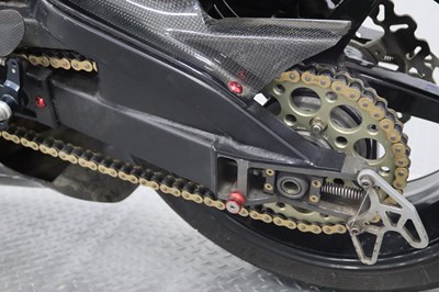 Lot 10 - 1998 Yamaha R7-1