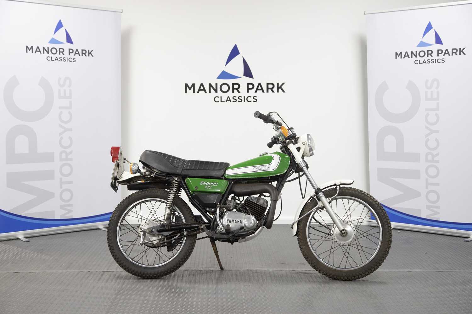 Lot 21 - 1976 Yamaha DT100