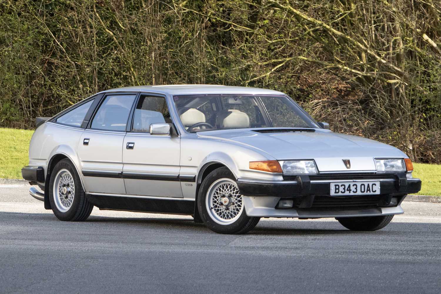 Lot 128 - 1984 Rover SD1 3500 Vanden Plas EFI