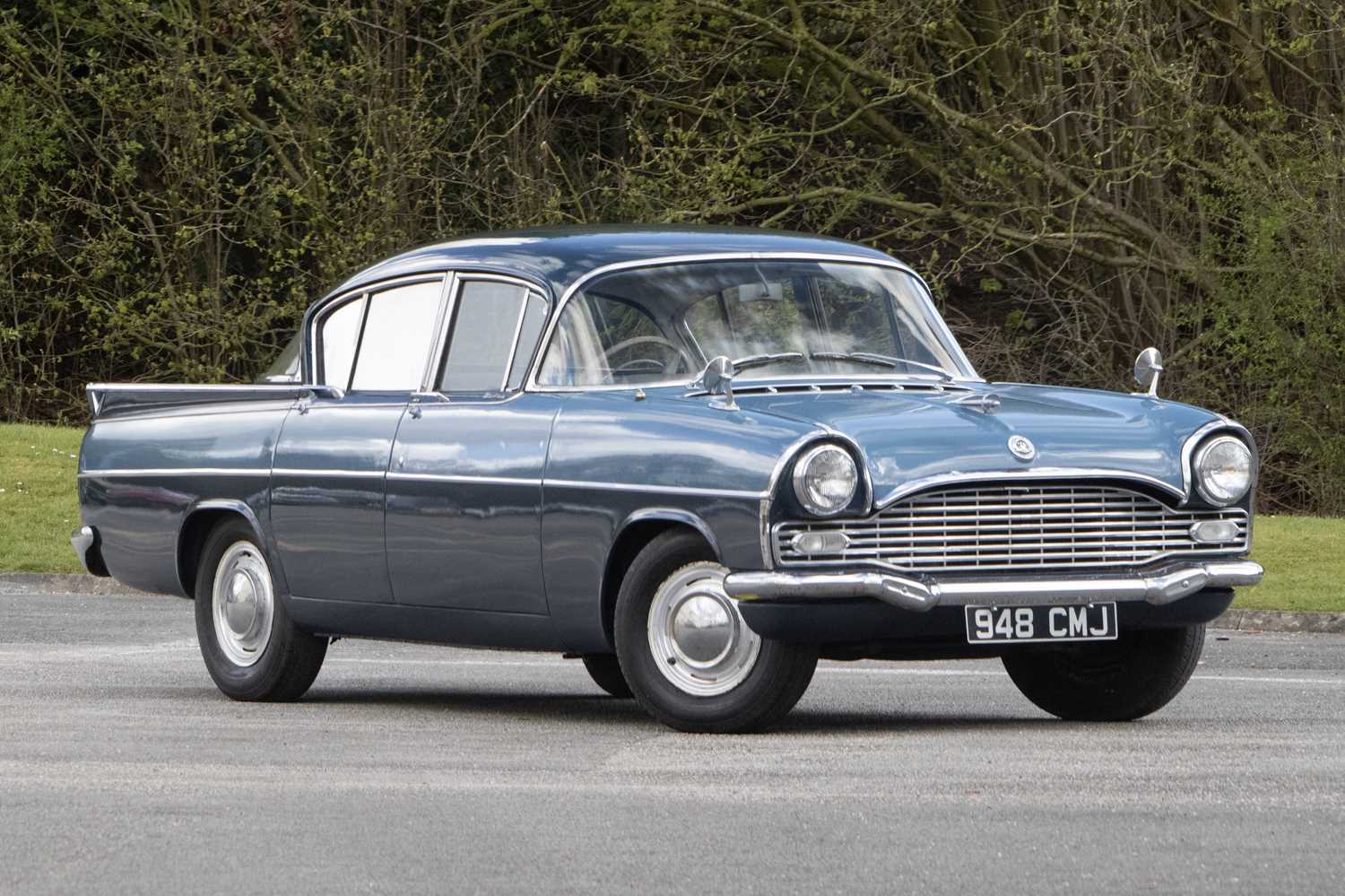 Lot 105 - 1961 Vauxhall Velox PA