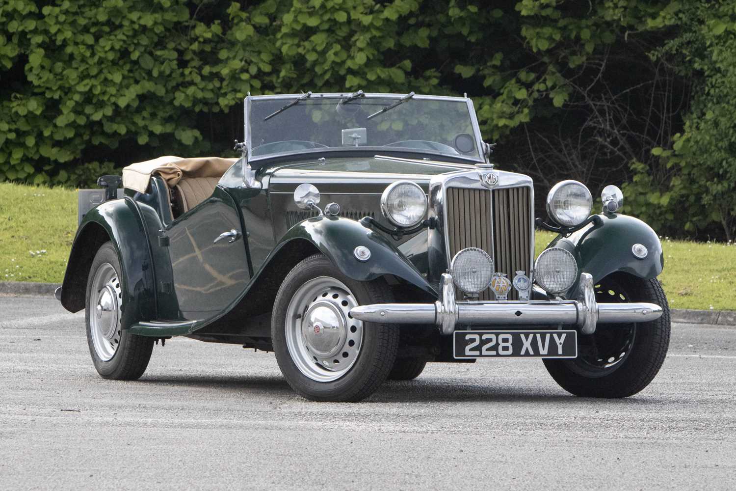 Lot 35 - 1954 MG TD