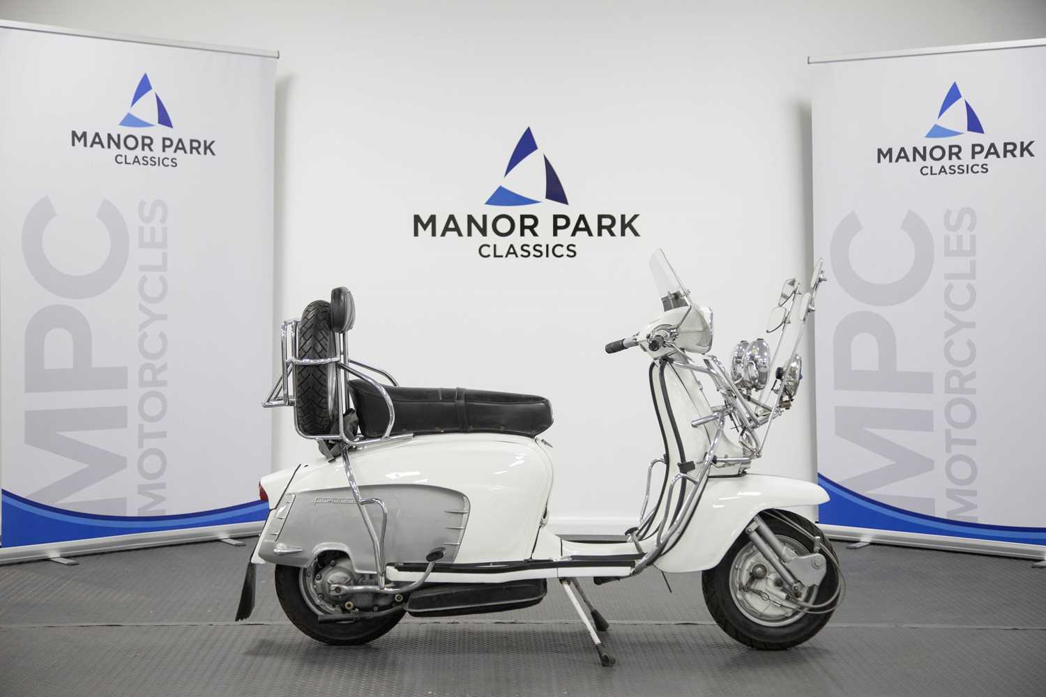 Lot 8 - 1965 Lambretta TV175 Series 3