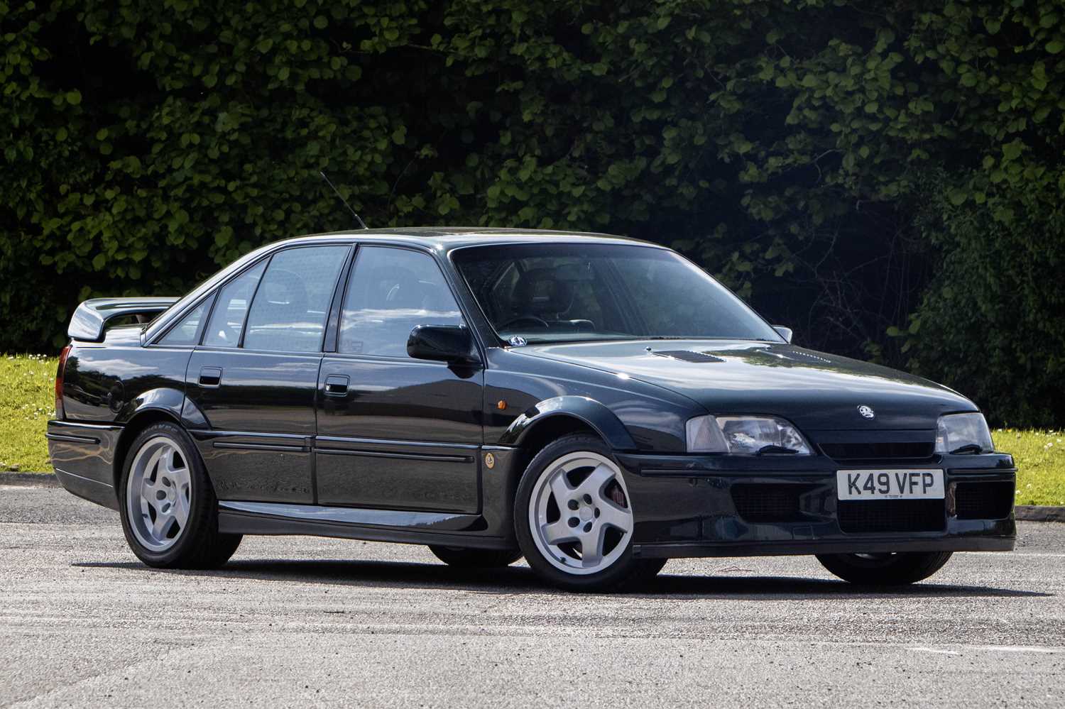 Lot 61 - 1993 Vauxhall Lotus Carlton