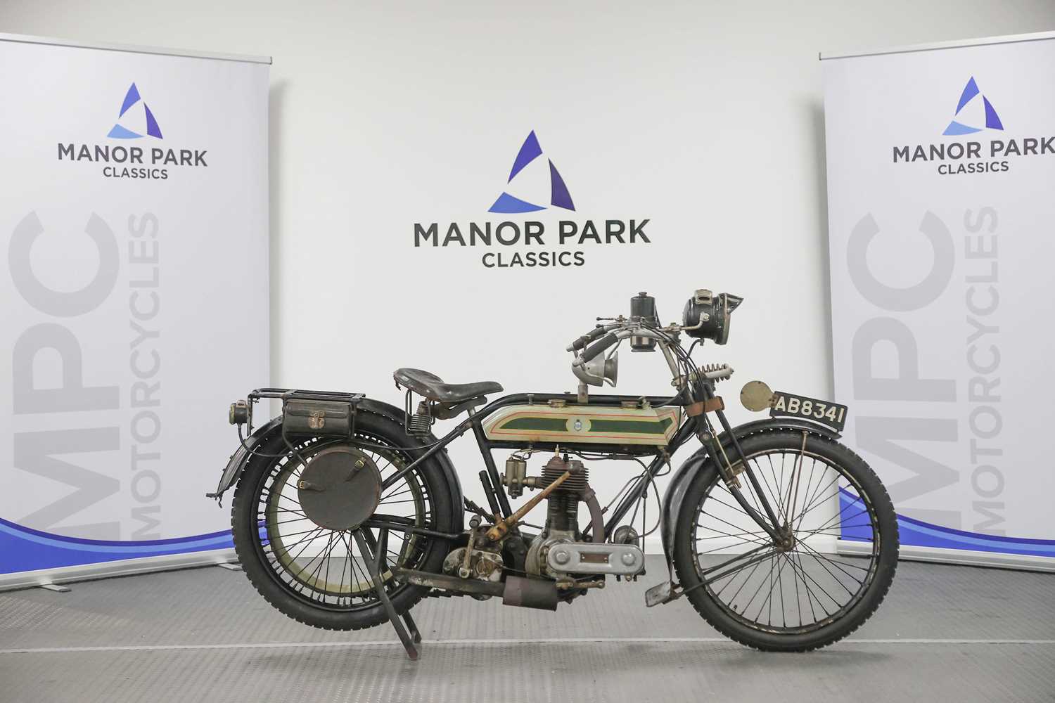 Lot 12 - 1921 Triumph Model H