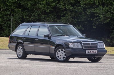 Lot 120 - 1996 Mercedes-Benz E 300 D Estate