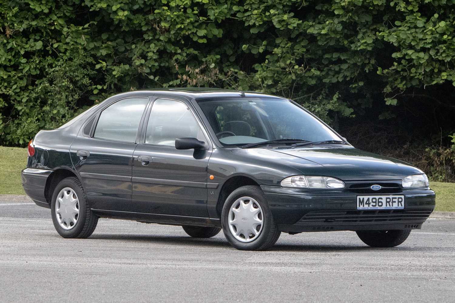 Lot 82 - 1995 Ford Mondeo 1.6 LX