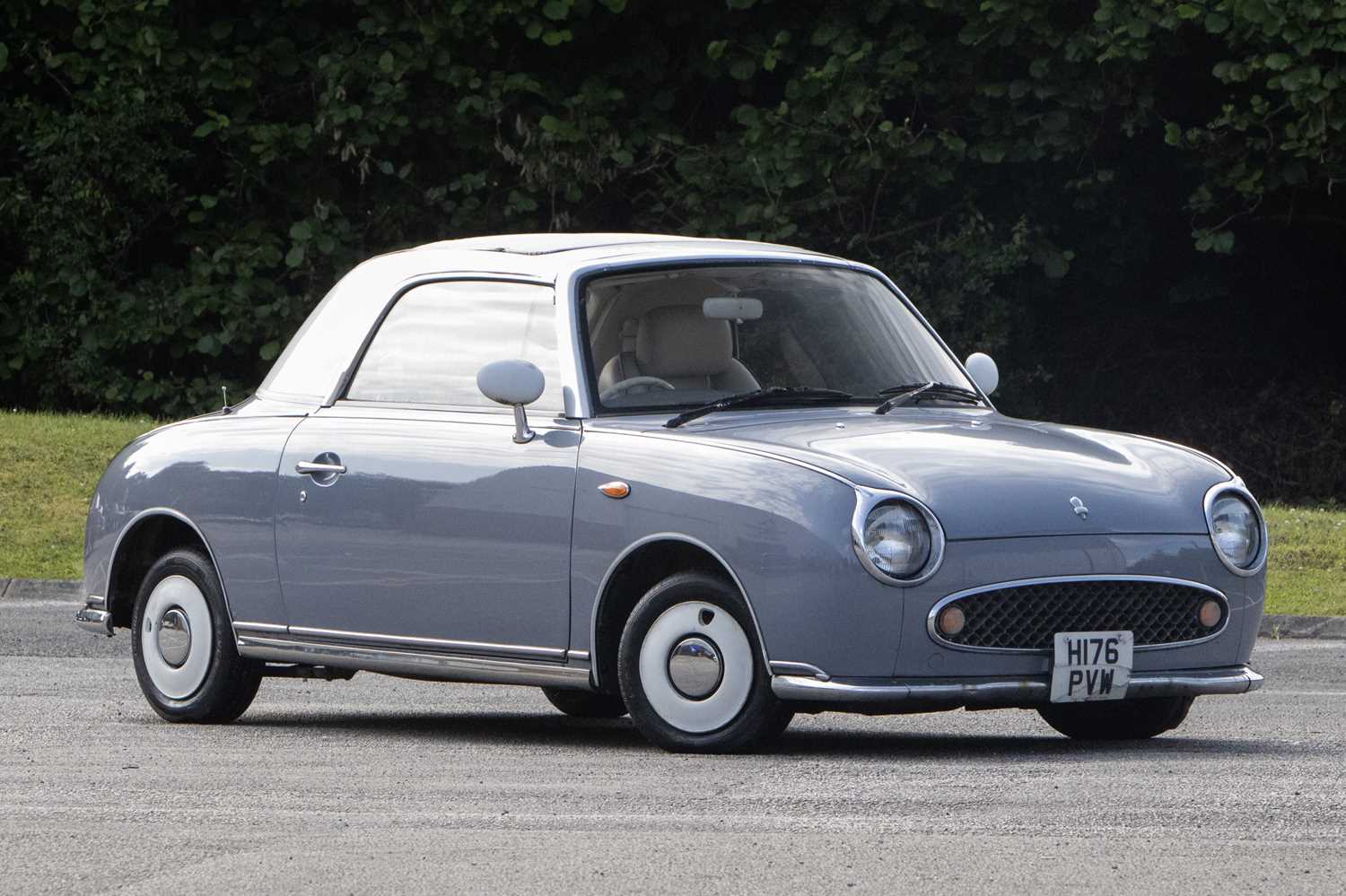Lot 58 - 1991 Nissan Figaro