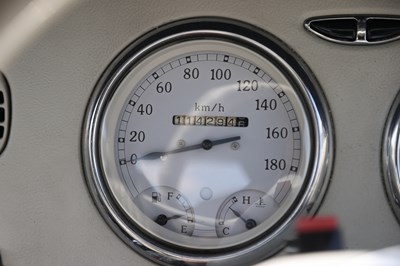 Lot 58 - 1991 Nissan Figaro