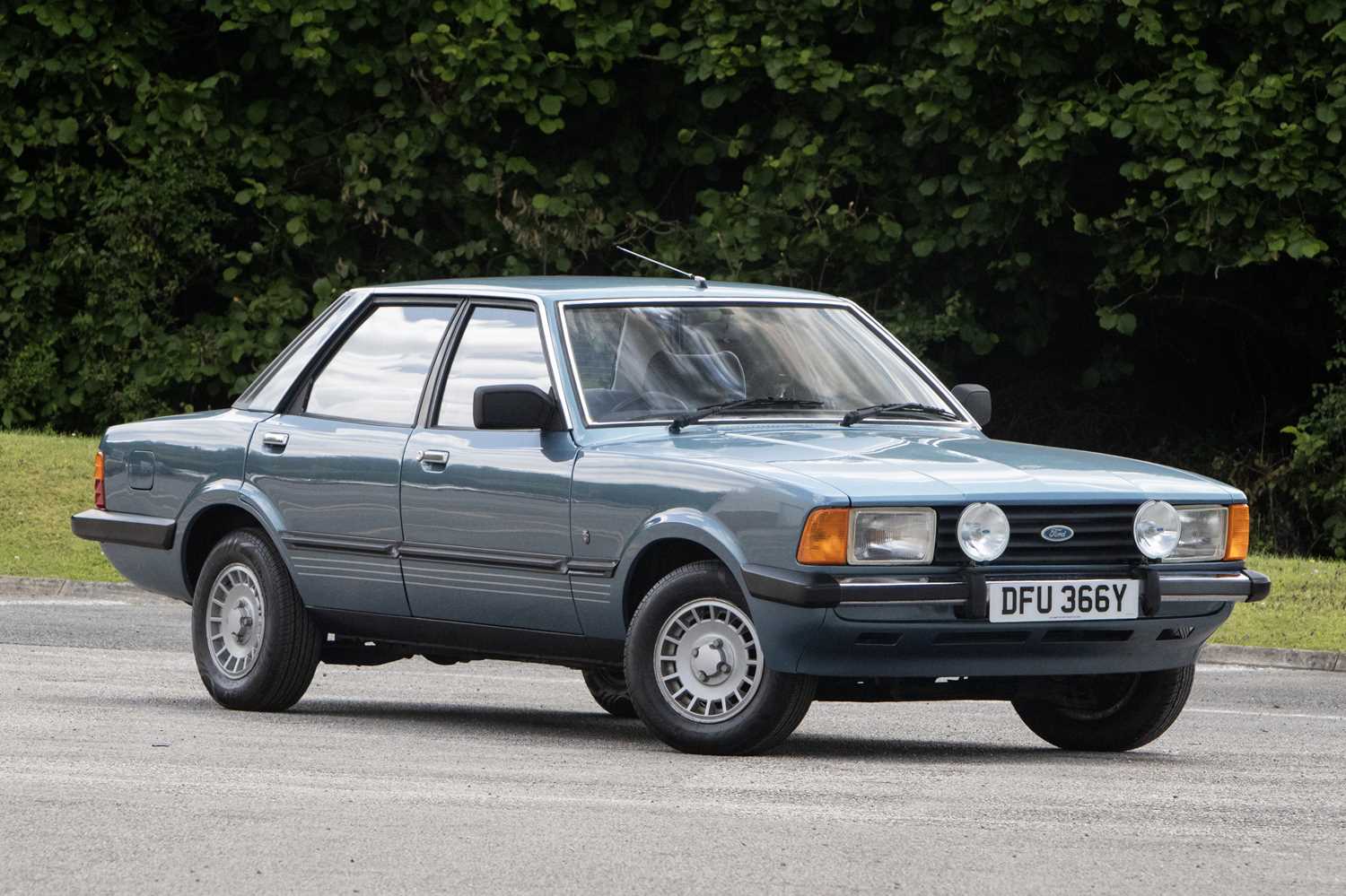 Lot 107 - 1982 Ford Cortina 2.0