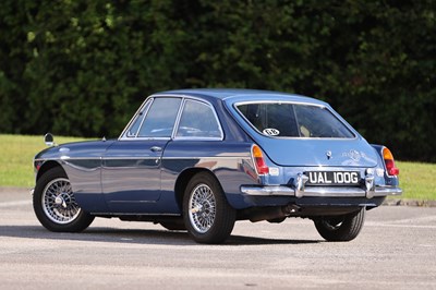 Lot 176 - 1969 MG B GT