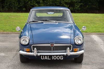 Lot 176 - 1969 MG B GT