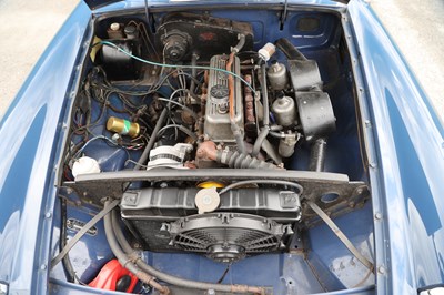 Lot 176 - 1969 MG B GT