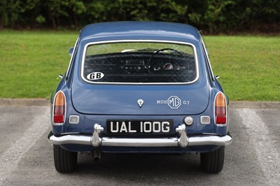 Lot 176 - 1969 MG B GT