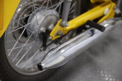 Lot 36 - 1976 Honda C70