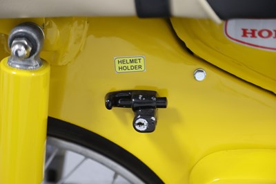 Lot 36 - 1976 Honda C70