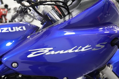 Lot 37 - 2001 Suzuki GSF600S Bandit