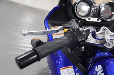 Lot 37 - 2001 Suzuki GSF600S Bandit