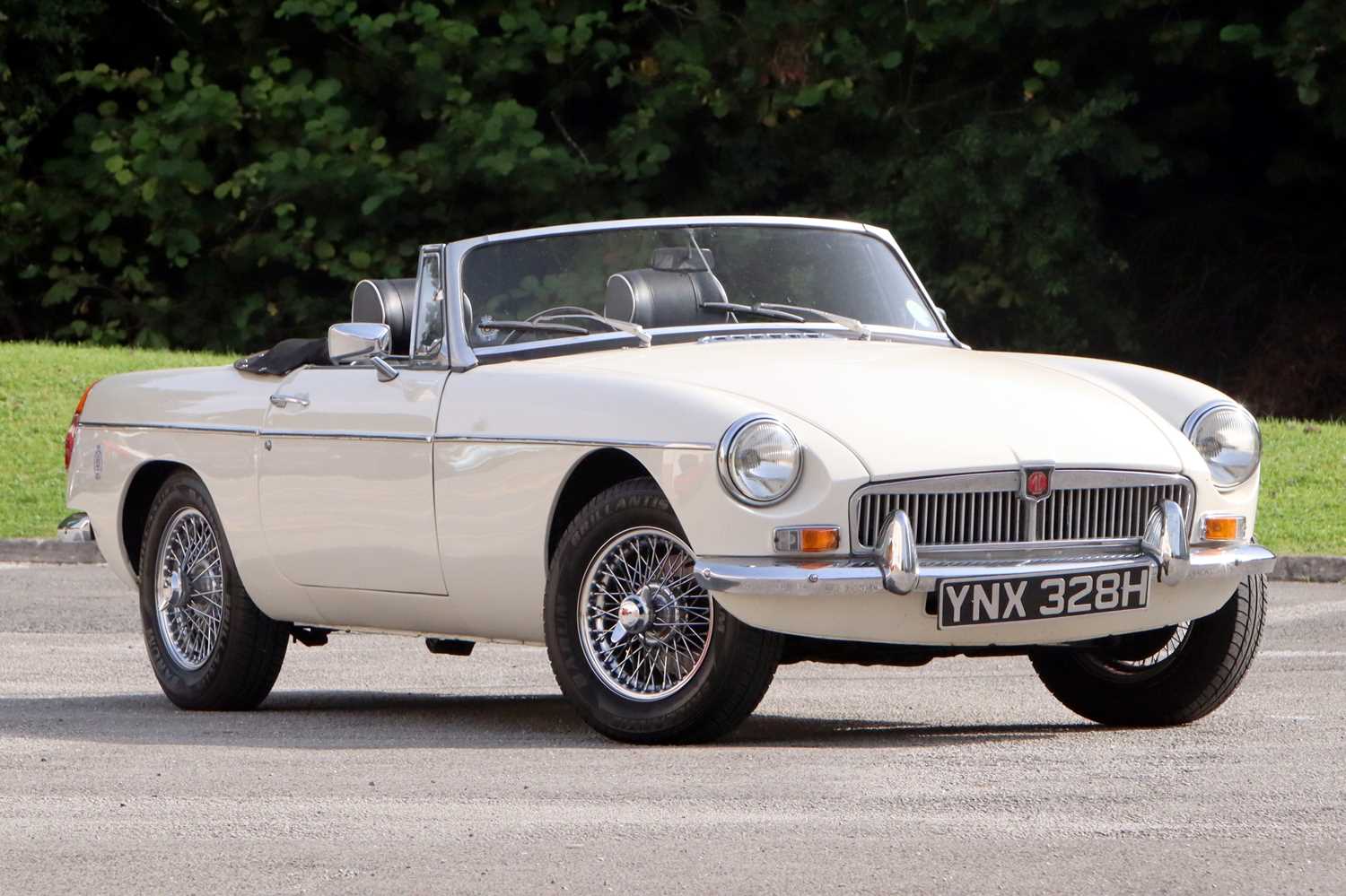 Lot 103 - 1970 MG B Roadster