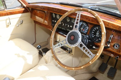 Lot 120 - 1968 Jaguar 240