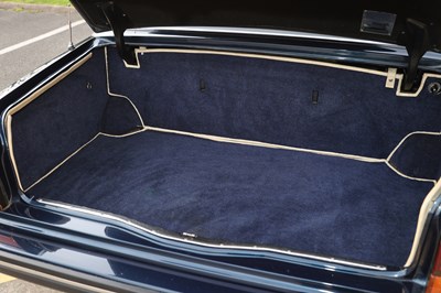 Lot 121 - 1992 Bentley Turbo R