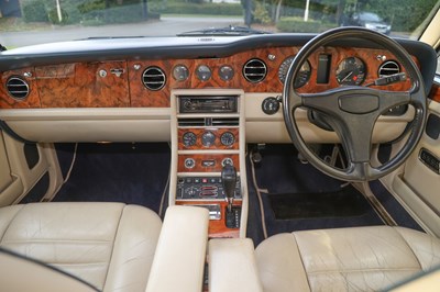 Lot 121 - 1992 Bentley Turbo R