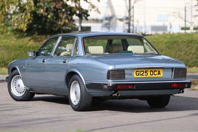 Lot 107 - 1989 Daimler 4.0 Litre