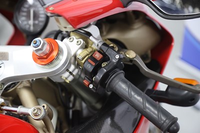 Lot 27 - 1998 Ducati 916 SPS