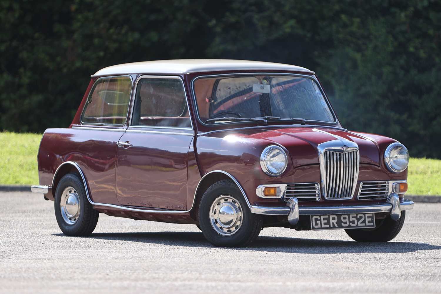 Lot 140 - 1967 Riley Elf MK III