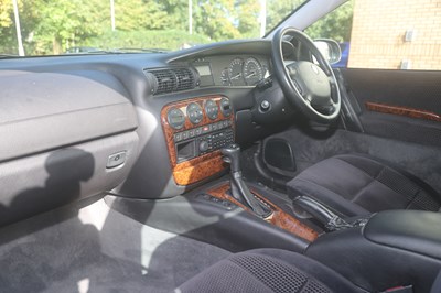 Lot 167 - 1999 Vauxhall Omega 2.5 V6 Elite