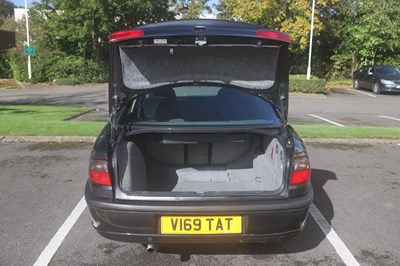 Lot 167 - 1999 Vauxhall Omega 2.5 V6 Elite