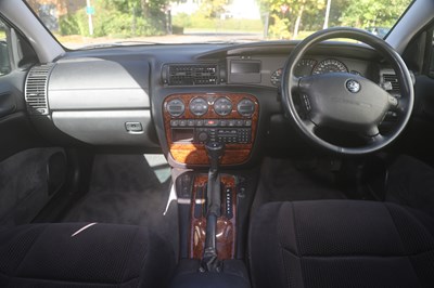 Lot 167 - 1999 Vauxhall Omega 2.5 V6 Elite