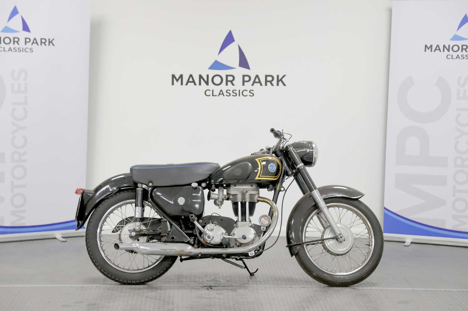 Lot 1 - 1959 AJS Model 16