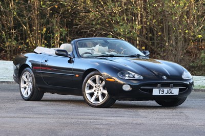 Lot 123 - 2003 Jaguar XK8 4.2 Convertible