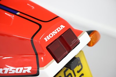 Lot 25 - 1988 Honda VFR750R RC30