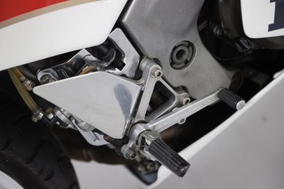 Lot 25 - 1988 Honda VFR750R RC30