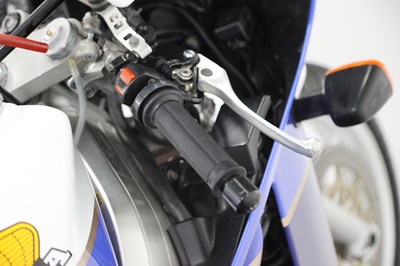 Lot 25 - 1988 Honda VFR750R RC30